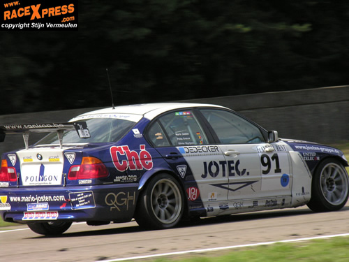 GS Motorsport wist te winnen in Toerisme