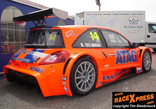 Renault Mégane bolide van het dealerteam Holland