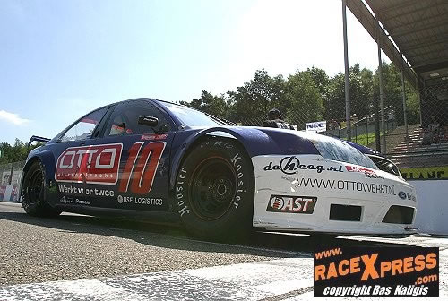 Jeroen Bleekemolen zette dominant de BRL-V6 titel 2005 op zijn naam