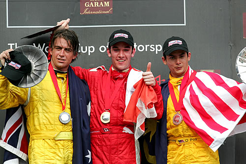 Sean McIntosh op het hoogste treedje van het podium