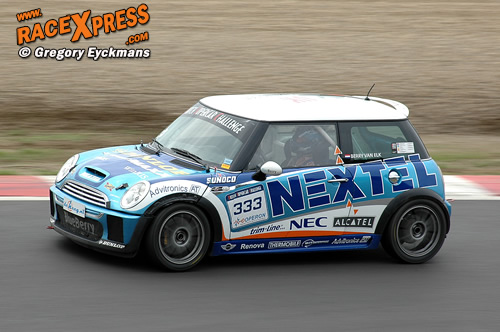 Berry op snelheid met de Mini Cooper