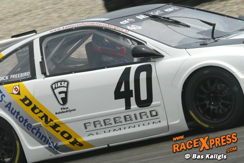 Dick Freebird in actie