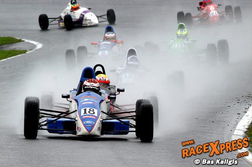 Altijd felle strijd bij de Formule Fords