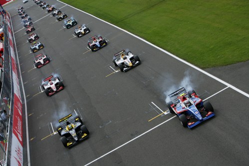 Start race 1 GP2 op Silverstone