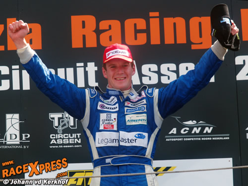 Carlo van Dam wint de eerste ATS F3 Cup-race in Assen