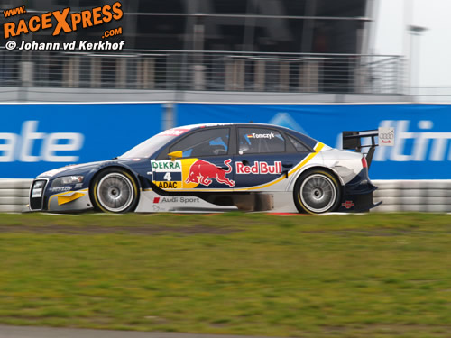 Martin Tomczyk pakt belangrijke Pole