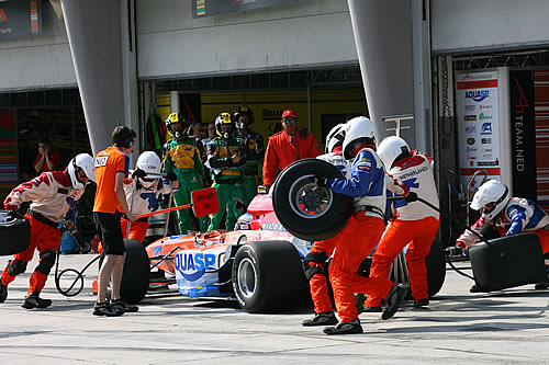 Bij de tweede pitstop van Team Nederland ging het mis