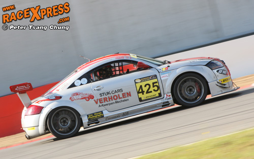 De mooie Audi TT naar podium