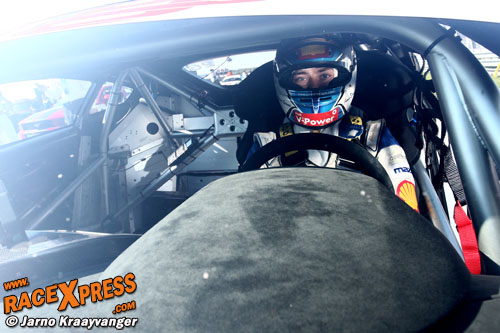 Junior Strous stond bij de pitstop te kort stil en kreeg daardoor een drive through penalty