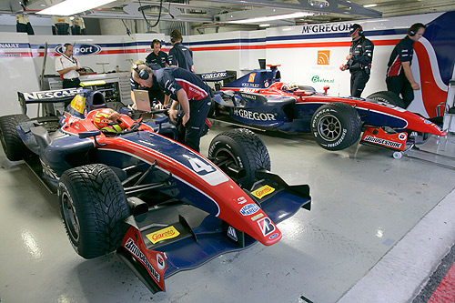 Diego Nunes en Giedo van der Garde reden bij GP2 team Arden