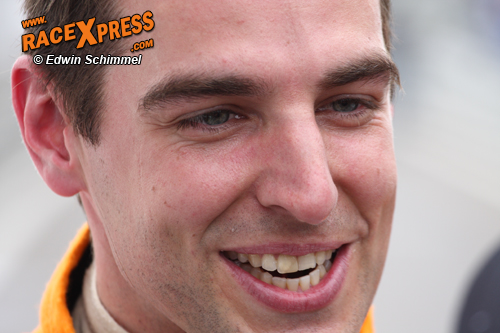 Jeroen Bleekemolen heeft plezier in de Toerwagen Diesel Cup