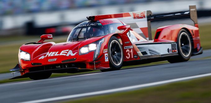 #31 Whelen Cadillac