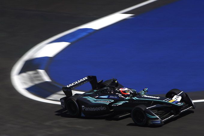 Jaguar I-TYPE van Panasonic Jaguar Racing