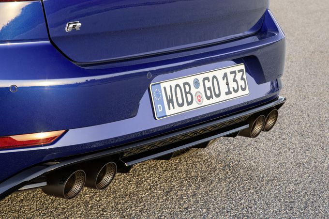 Golf R