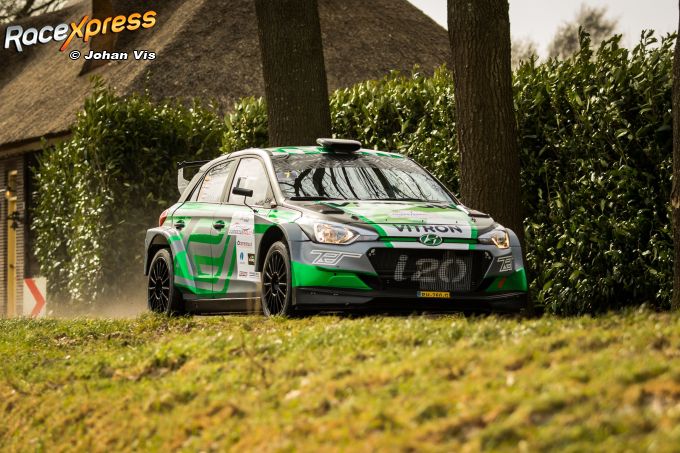 Hans Weijs klasse apart in ijskoude Zuiderzeerally