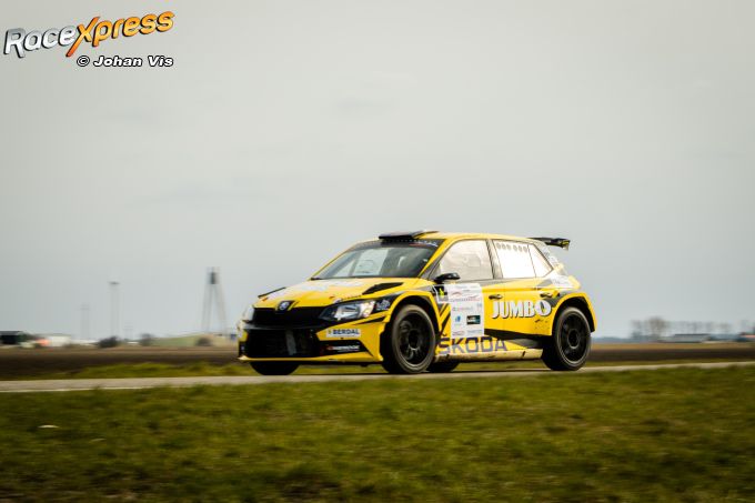 Hans Weijs klasse apart in ijskoude Zuiderzeerally