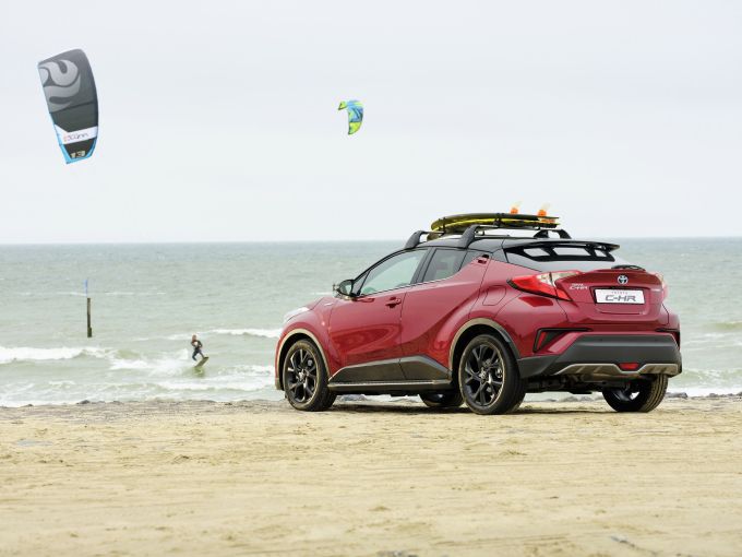 Extra avontuurlijk: Toyota C-HR en RAV4 Adventure