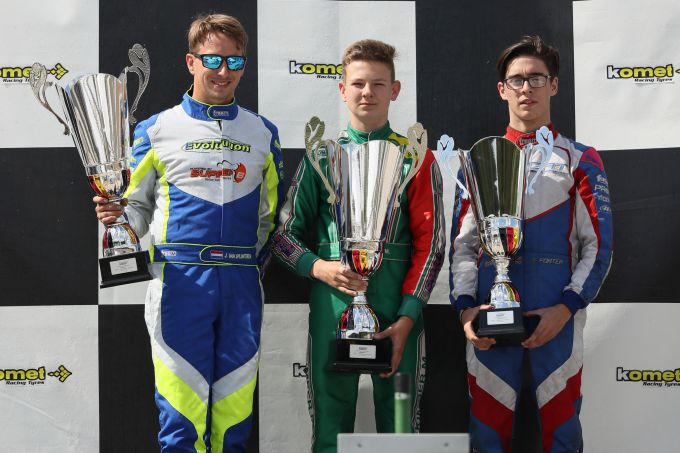 Joey van Splunteren podium links