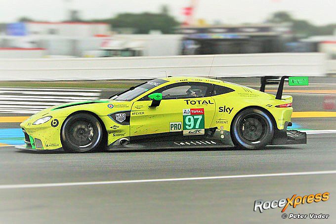 Aston Martin linker zijkant Le Mans 2018 RX foto Peter Vader