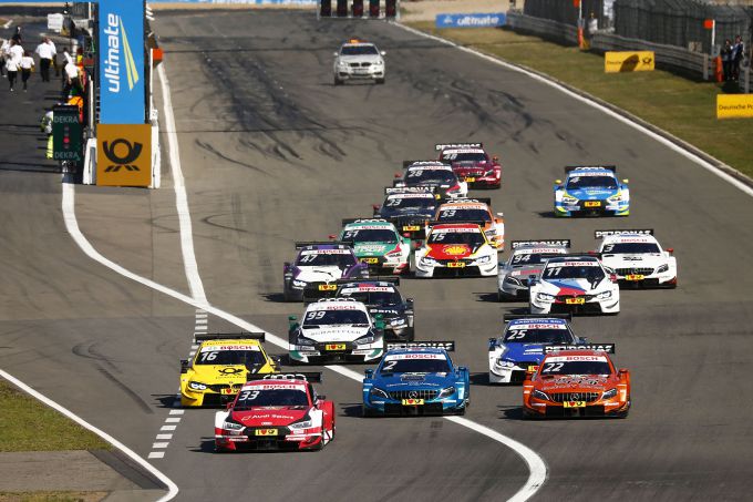 DTM Nurburgring startveld eerste bocht