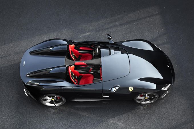 Ferrari onthult Monza SP1 en SP2