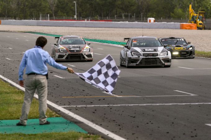 finish Cupra racing