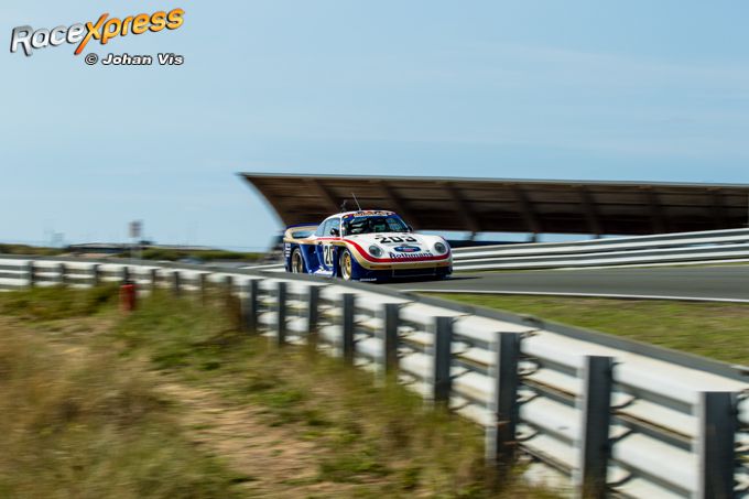 Porsche prominenten trakteren toeschouwers op unieke demo's