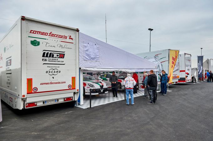 Team Mulsanne Alfa Romeo paddock sercicetrailer