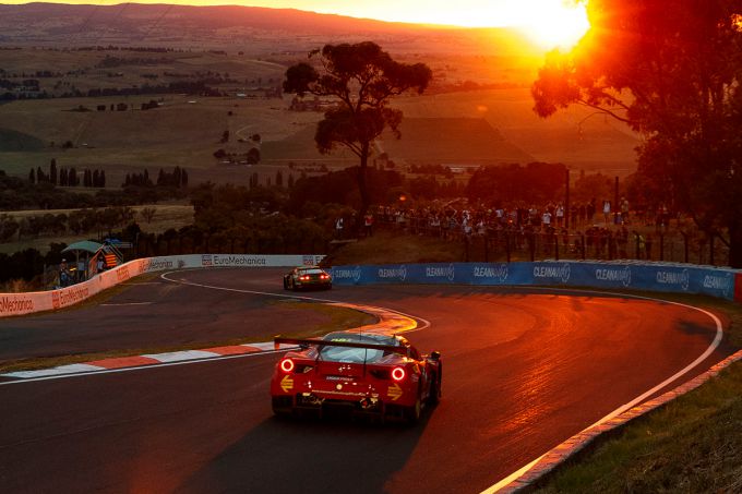 12H Bathurst mooi circuit