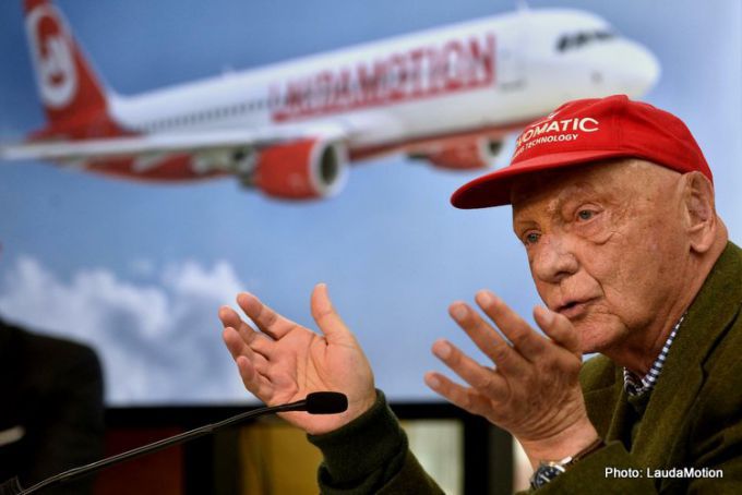 Scuderia Ferrari HP viert tijdens Grand Prix van Italië 2025 de 50e verjaardag van Niki Lauda's eerste wereldtitel Foto 7 Laudamotion Lauda Air Niki Lauda