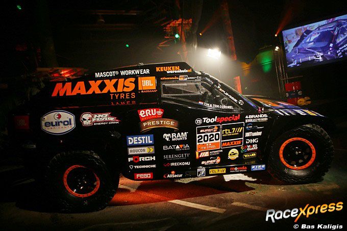 Tim en Tom Coronel presenteren The Beast 3.0 voor Dakar 2020