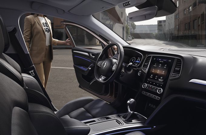 Renault onthult nieuwe MEGANE en MEGANE E-TECH Plug-in