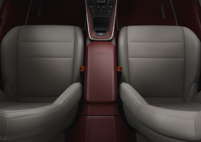 4 Two tone interior Porsche