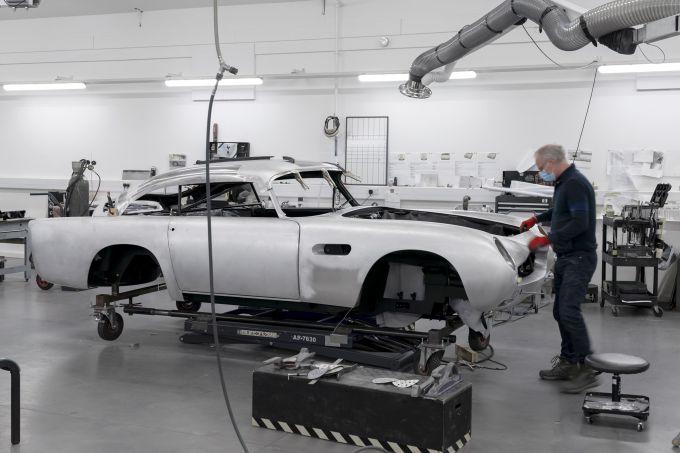 Aston Martin DB5 007 Newport Pagnell