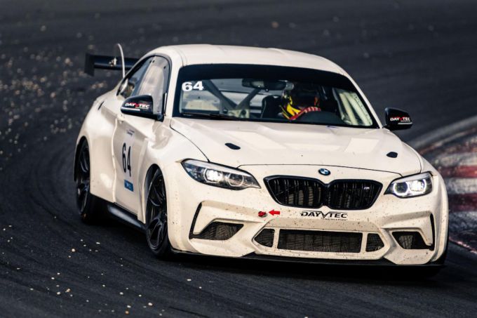 Autocoureur Tom van der Zwet BMW M 240i