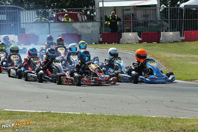 Racen zit in het DNA bij de familie Coronel! Rocco op eerste startrij, eerste podium in de kartsport voor de 9-jarige Rocco Coronel