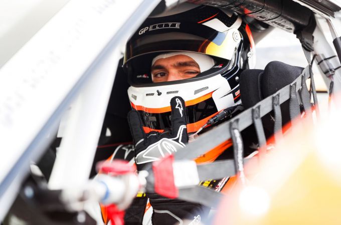 Porsche Mobil 1 Supercup Team GP Elite