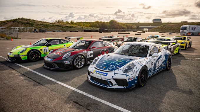 1m_jpg-paddock-porschecarreracupbeneluxzandvoort-2-_3