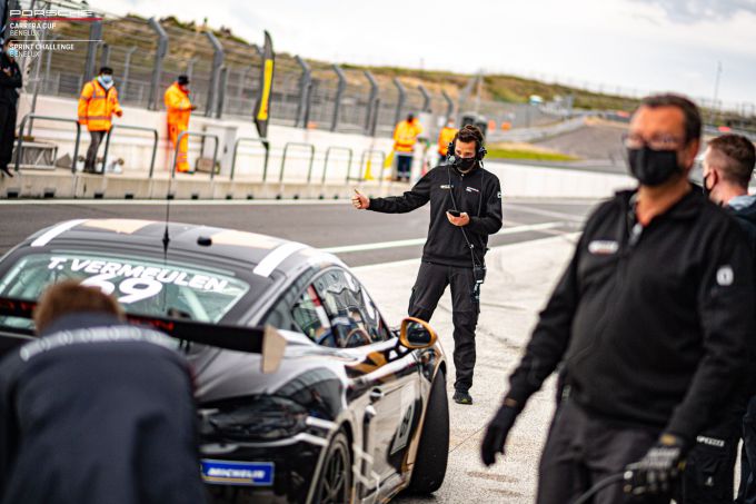 gp_elite_Vermeulen_pitstop_pccbamppscbround3-zandvoortgtworldchallenge26-09-2020