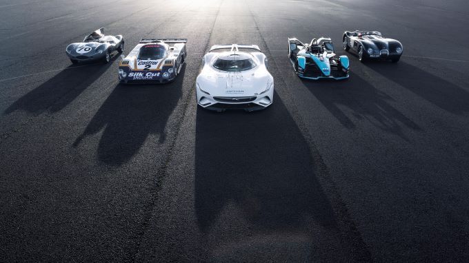 racehistorie van Jaguar, zoals het Le Mans-debuut van de legendarische C-type in 1951 en D-type in 1954