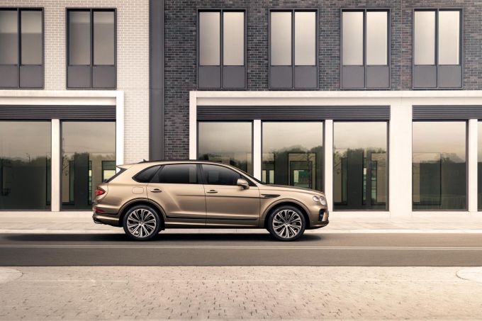 Sereniteit in de stad en daarbuiten: de nieuwe Bentley Bentayga Hybrid