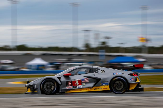 Roar Before the Rolex 24 Nr4 Corvette Racing