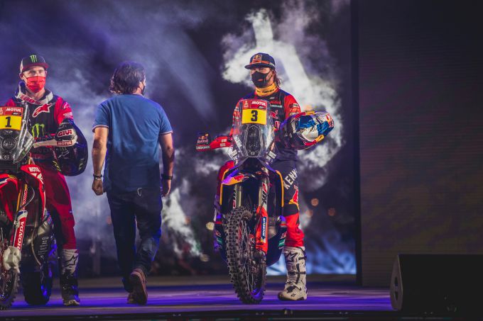 Dakar Rally: Toby Price pakt etappezege, verdwaalde Brabec en Barreda Bort verliezen tijd + UITSLAG