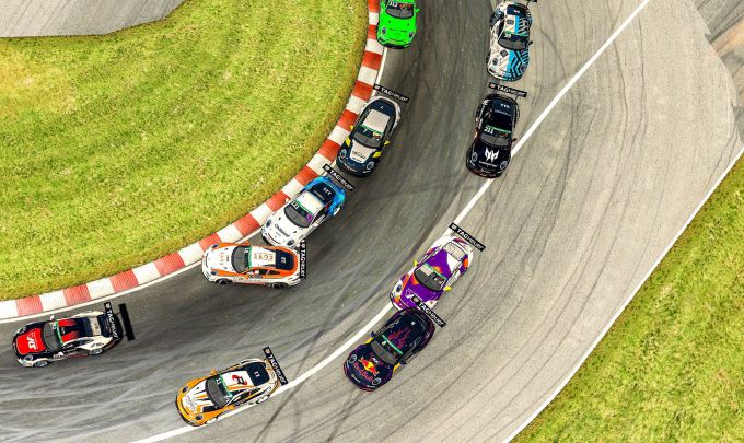 5_Montreal_Porsche_TAG_Heuer_Esports_Supercup_bovenaanzicht_2021