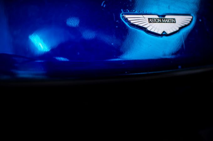 Aston_Martin_wings
