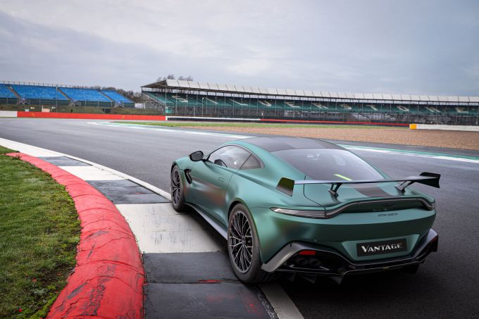 Aston Martin Vantage F1® Edition 5