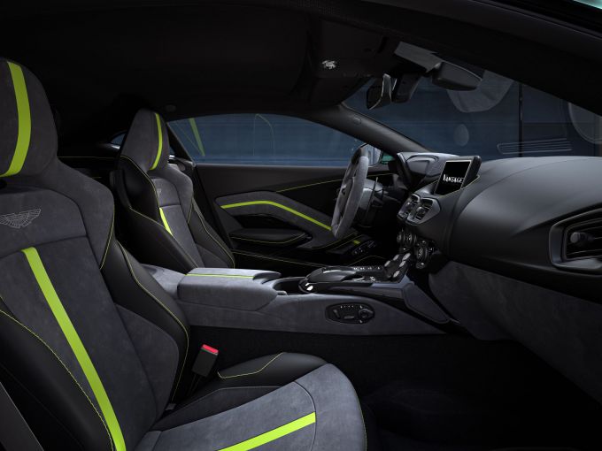 Aston Martin Vantage F1® Edition 6