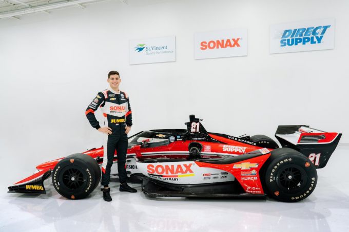 FOTO'S LIVERY: nieuwe Indy Car van Rinus 'Veekay' van Kalmthout