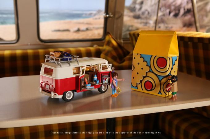 ‘Playmo Bulli’: Volkswagen T1 voor het eerst beschikbaar als PLAYMOBIL-miniatuur