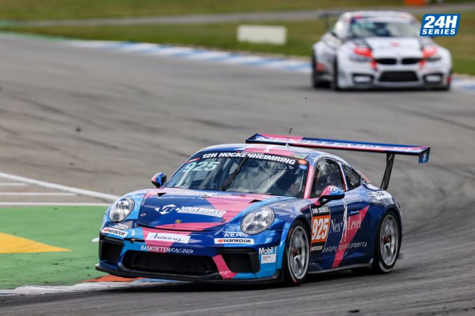 24H SERIES Hockenheim 2021 Nr925 Marcel van Berlo Glenn van Berlo Bart van Helden